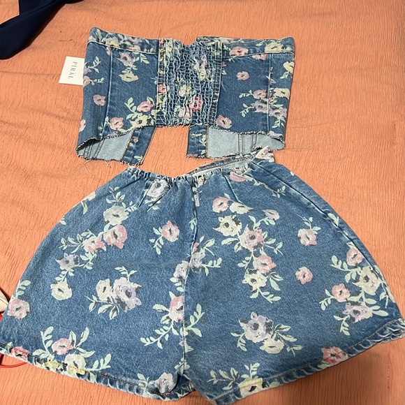 FLOWER PRINT DENIM SET (tags are off now, worn once) - Picture 4 of 8